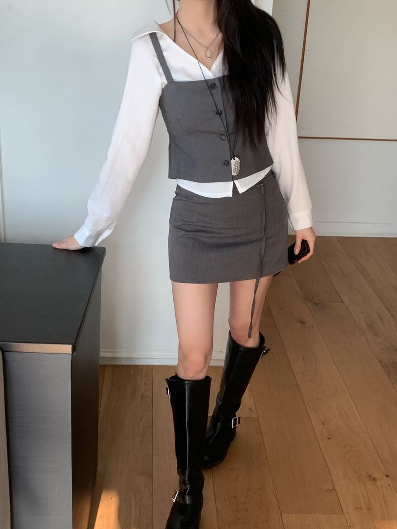 Slate Line Thin Belt Formal Mini Skirt
