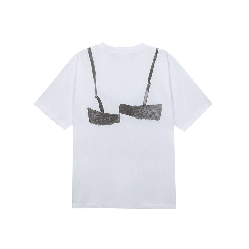 ノーブラTシャツ