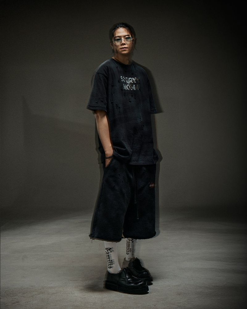 Washed destroyed bermuda P dusty black