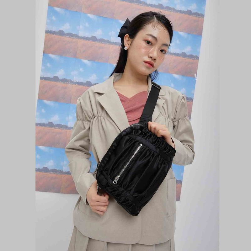 delidi(ディライディ)の「Luna shirring cross baga (black)(Bags)」