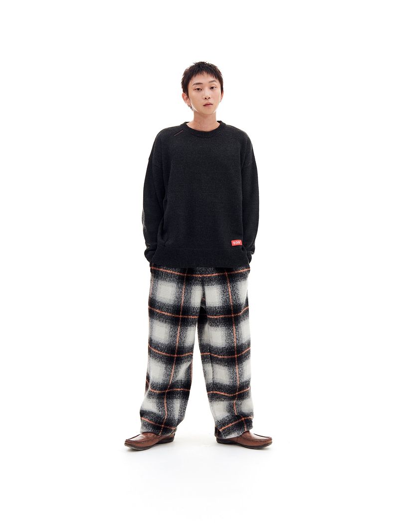 DAMAGED KNIT (CHARCOAL)