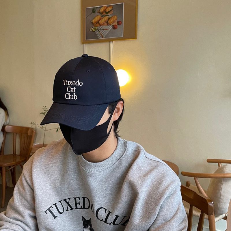 TUXEDO CAT CLUB SWEATSHIRT GRAY
