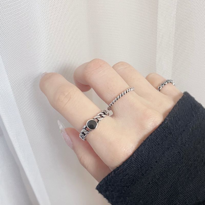 Blingmoon(ブリングムーン)の「Black chain ring set (7 set)(Accessories)」