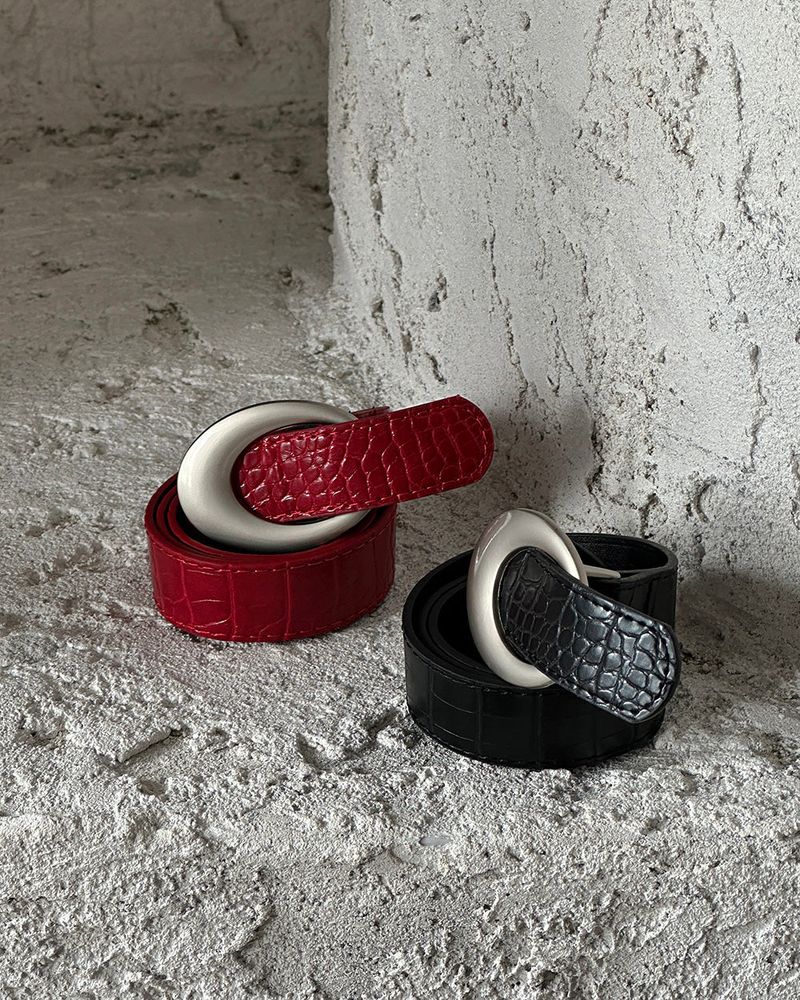 Circle Point Leather Belt