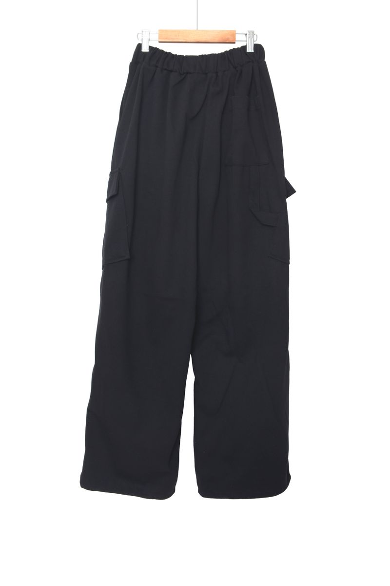 diagonal cargo sweatpants
