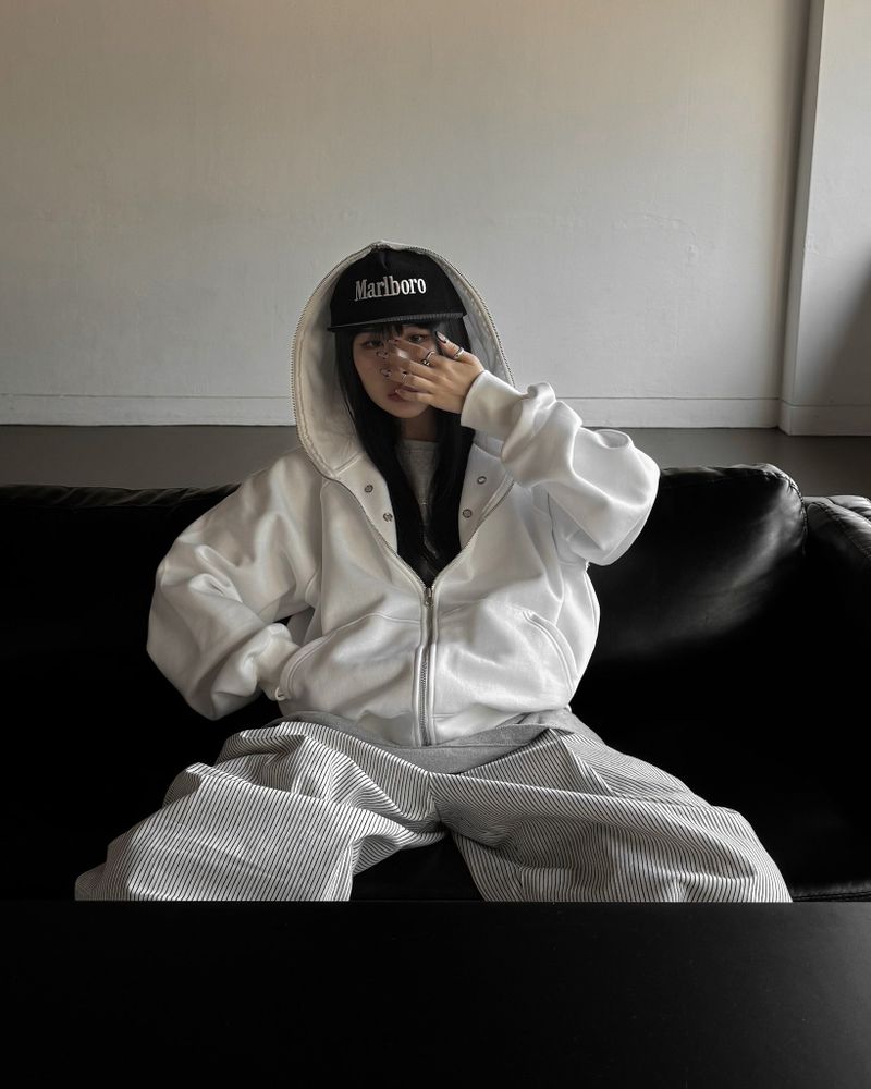 Marlboro corduroy cap
