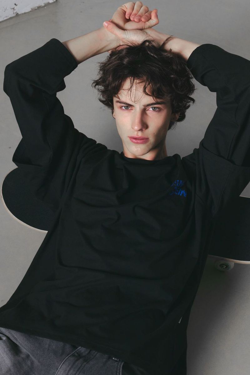ブラックヴィンテージロックレイヤードTシャツ