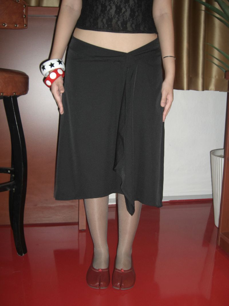 VOLT MIDI SKIRT / VOLT ミディスカート ( SKIRT ONLY ) ( 1 PCS )