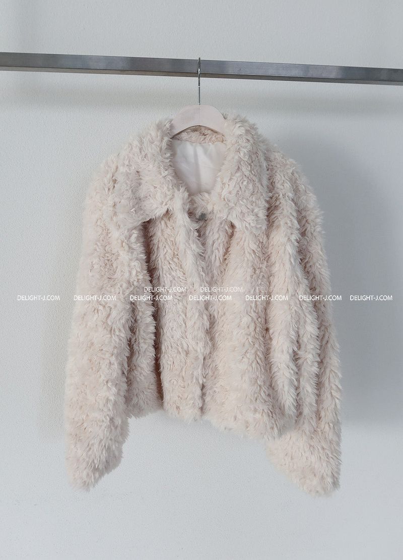 Shoko soft collar fur jacket