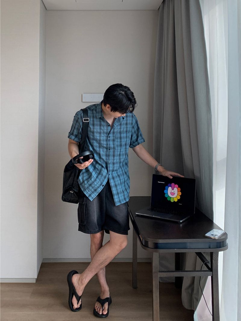 lemenne(ルメンヌ)の「LMN Eastern Bermuda Cargo Banding Denim Shorts (2 colors)(Pants)」