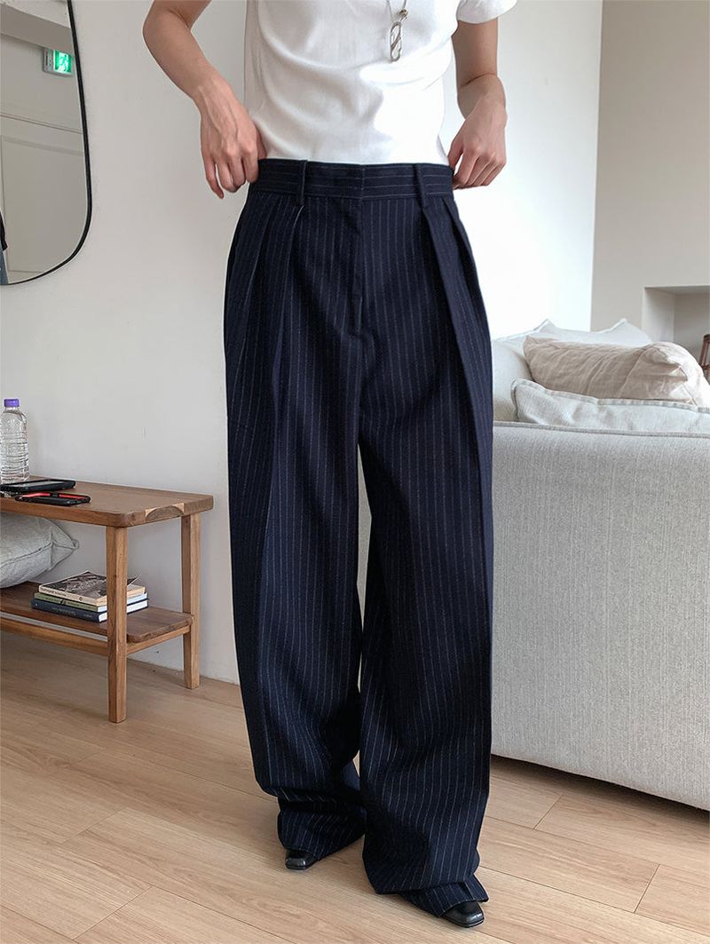 PAPERMOON PIN STRIPE PLEATE TROUSER