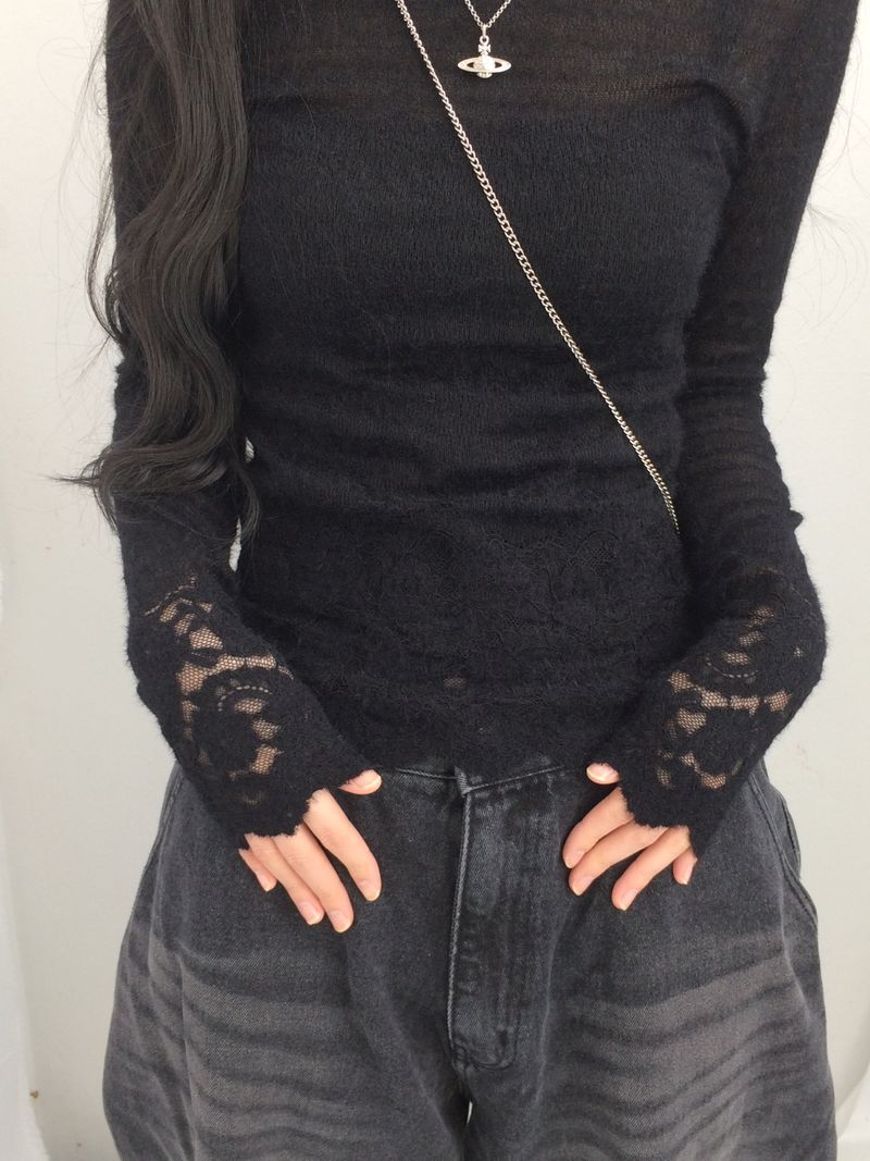 Flower Lace Slim Knit Top