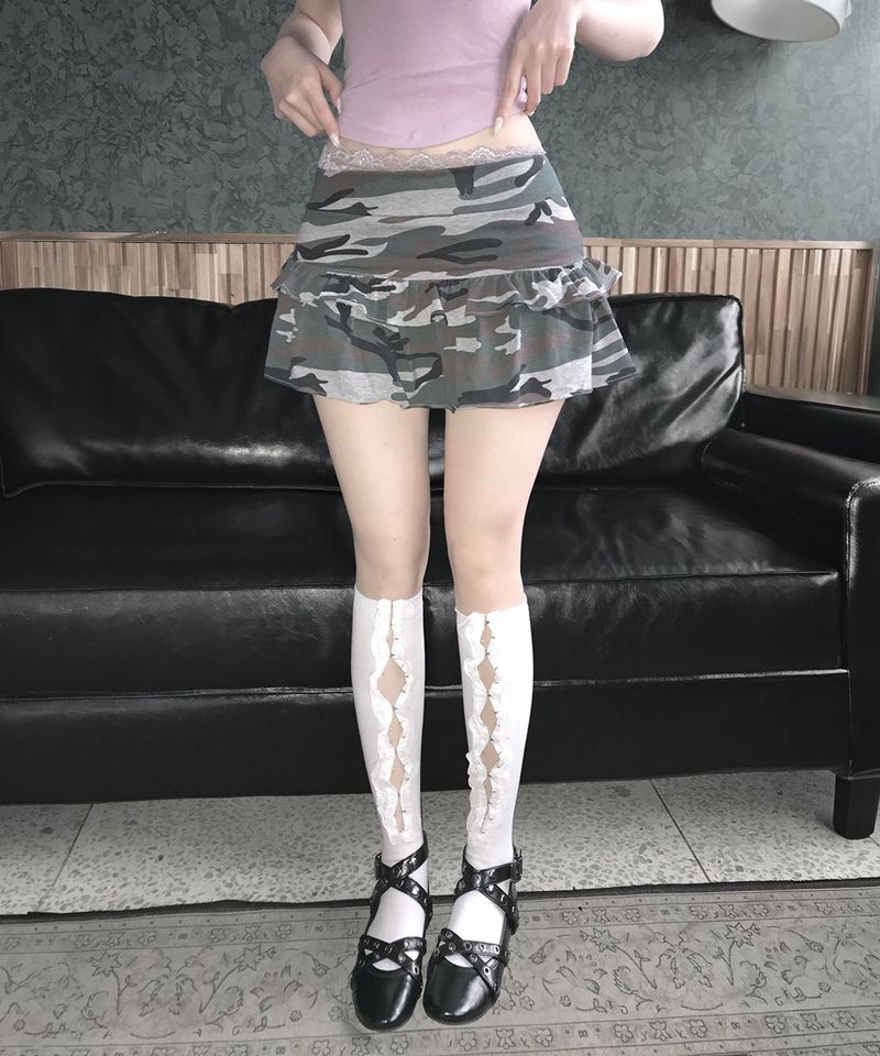 hook lace knee socks