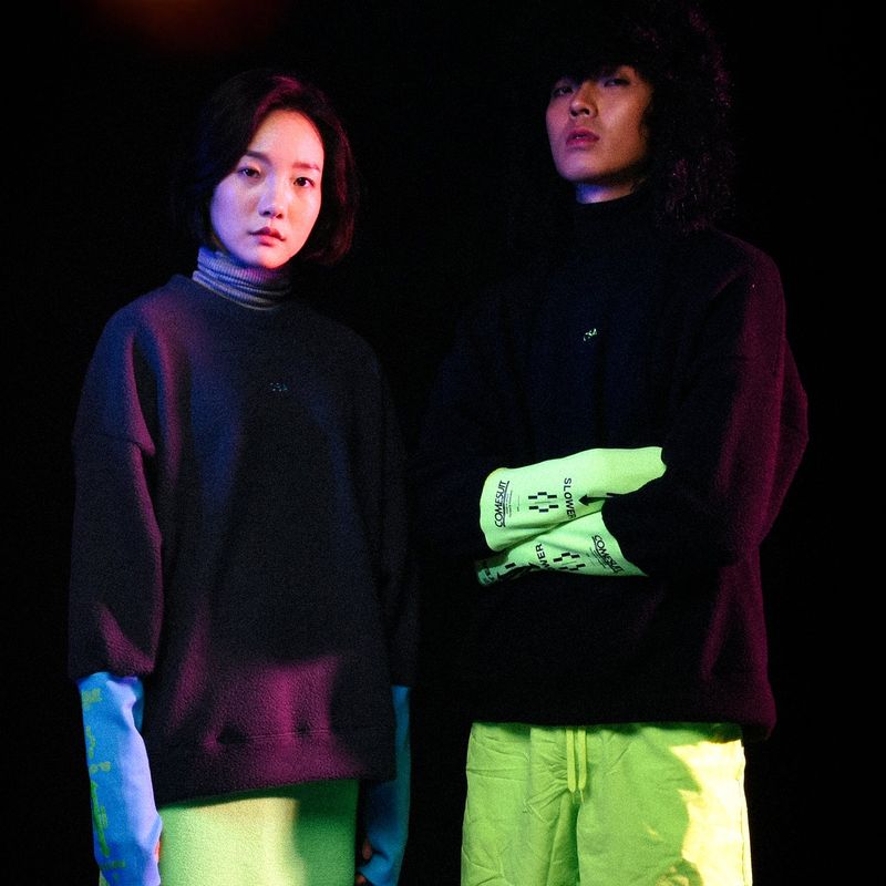 アームアーマーフリースプルオーバー[UNISEX] Arm-Warmer Fleece Pullover (Black)