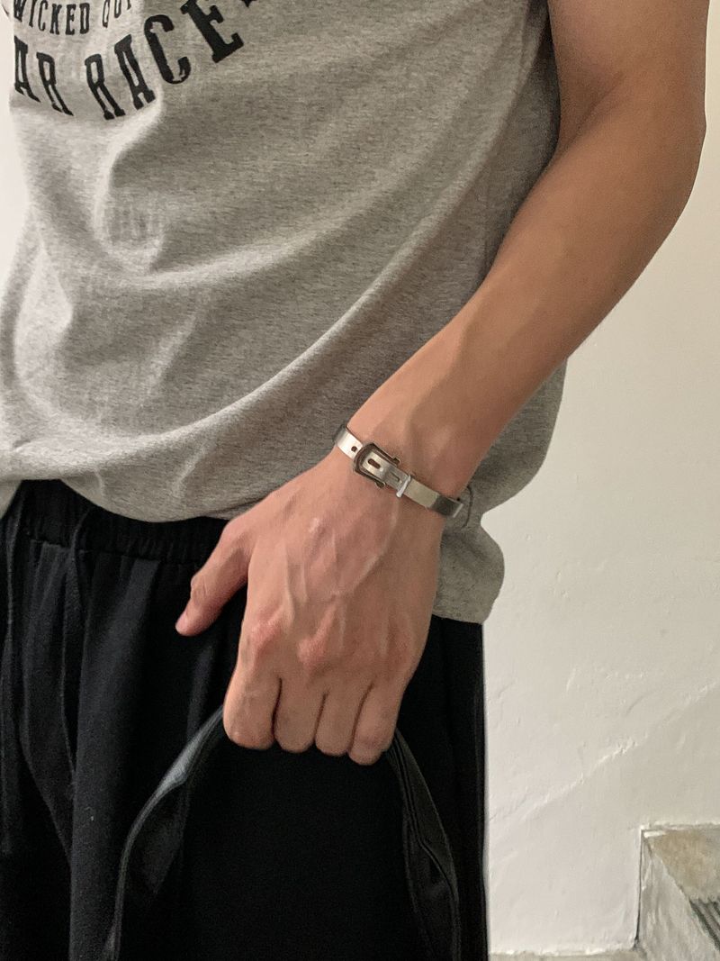 Belt bangle bracelet (Silver)