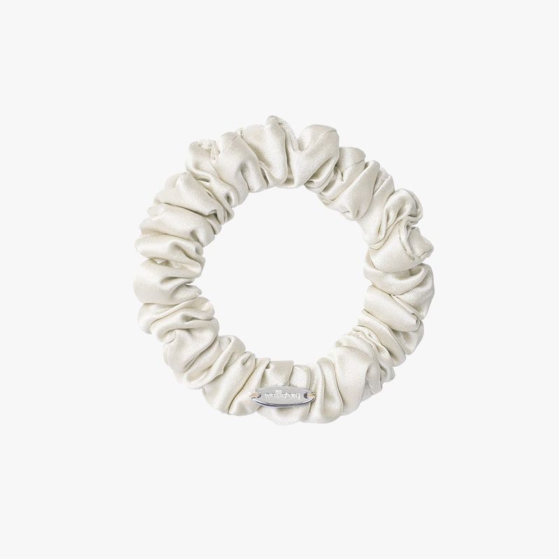 mellotory(メロートリー)の「MINI SHIRRING SATIN SCRUNCHIE (IVORY)(Hair Accessories)」