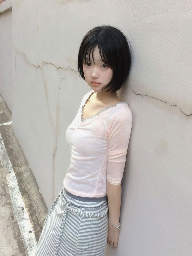 ODDME(オッドミー)の「Shirring Glow Top -Apricot(Tops)」