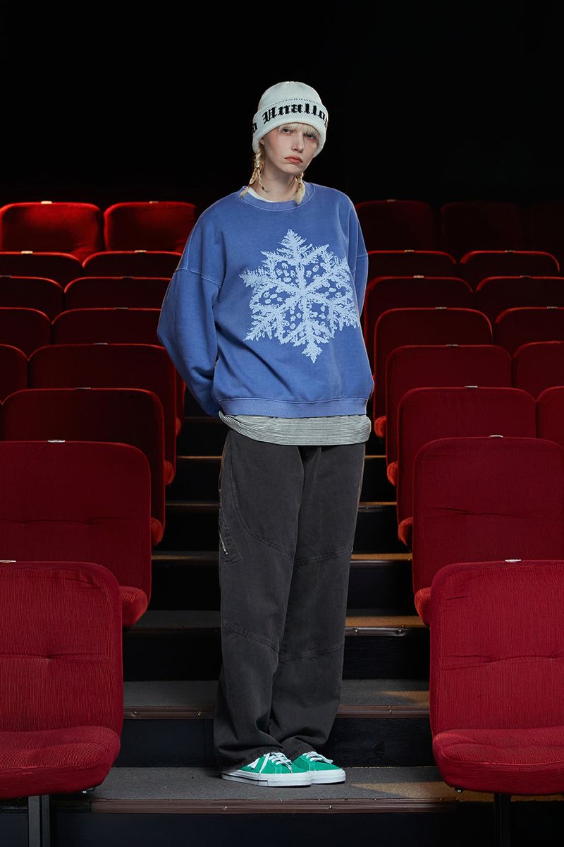 PIGMENT SNOW SWEATSHIRT / BLUE