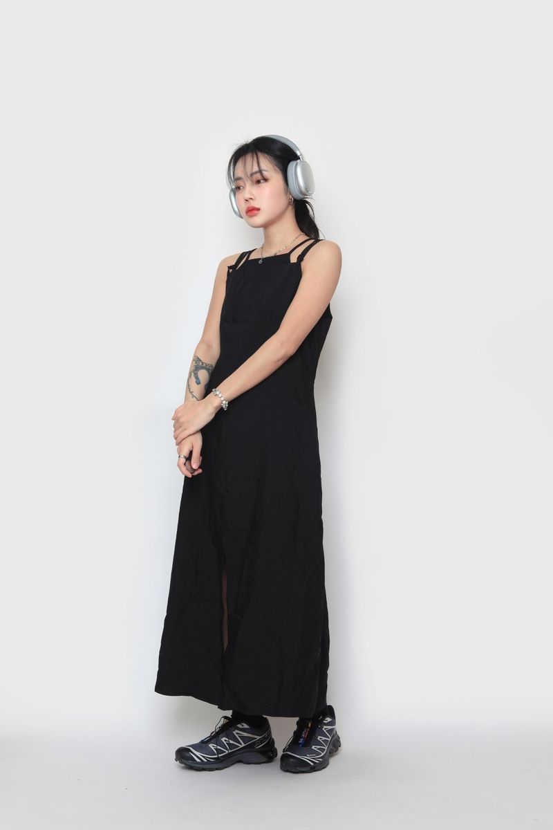 long slit sleeveless dress