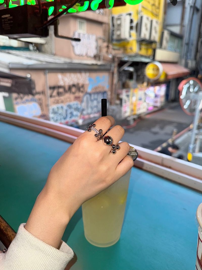 Drop piercing ring