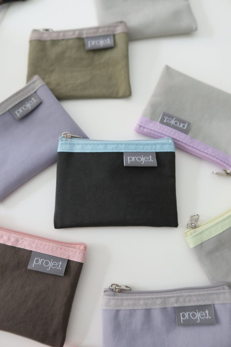 flat card pouch (charcoal)