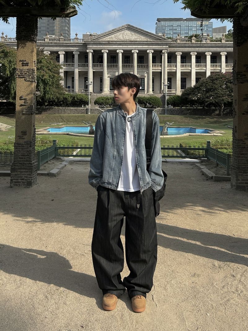 DEVIVE DEEP ONE TUCK WIDE DENIM