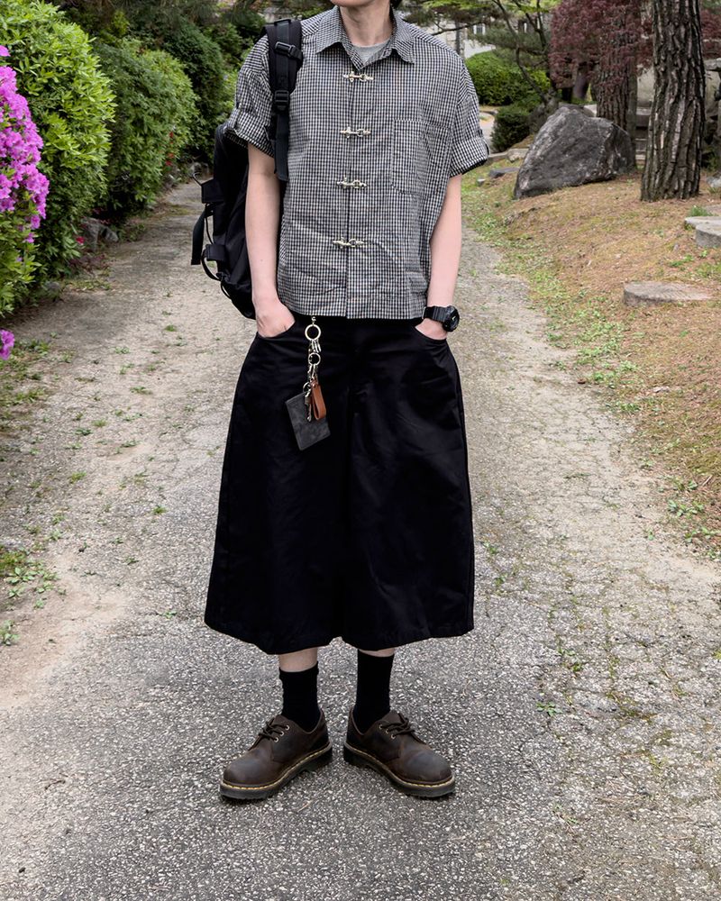Varon Patch Strap Bermuda Pants