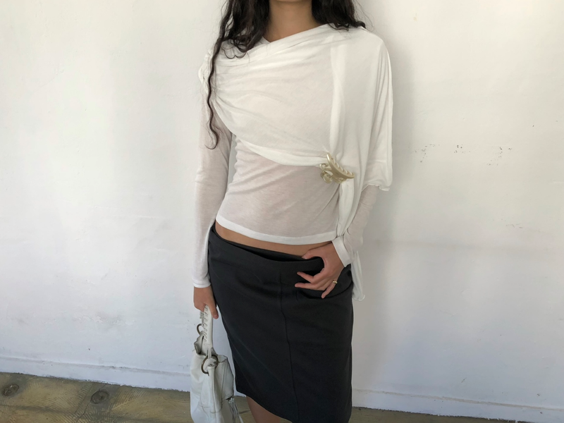 Angela muffler T-shirt