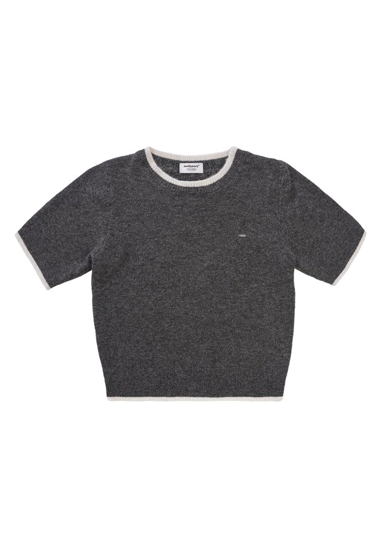LINE BOUCLE KNIT SHORT-SLEEVED TOP (DEEP GRAY)