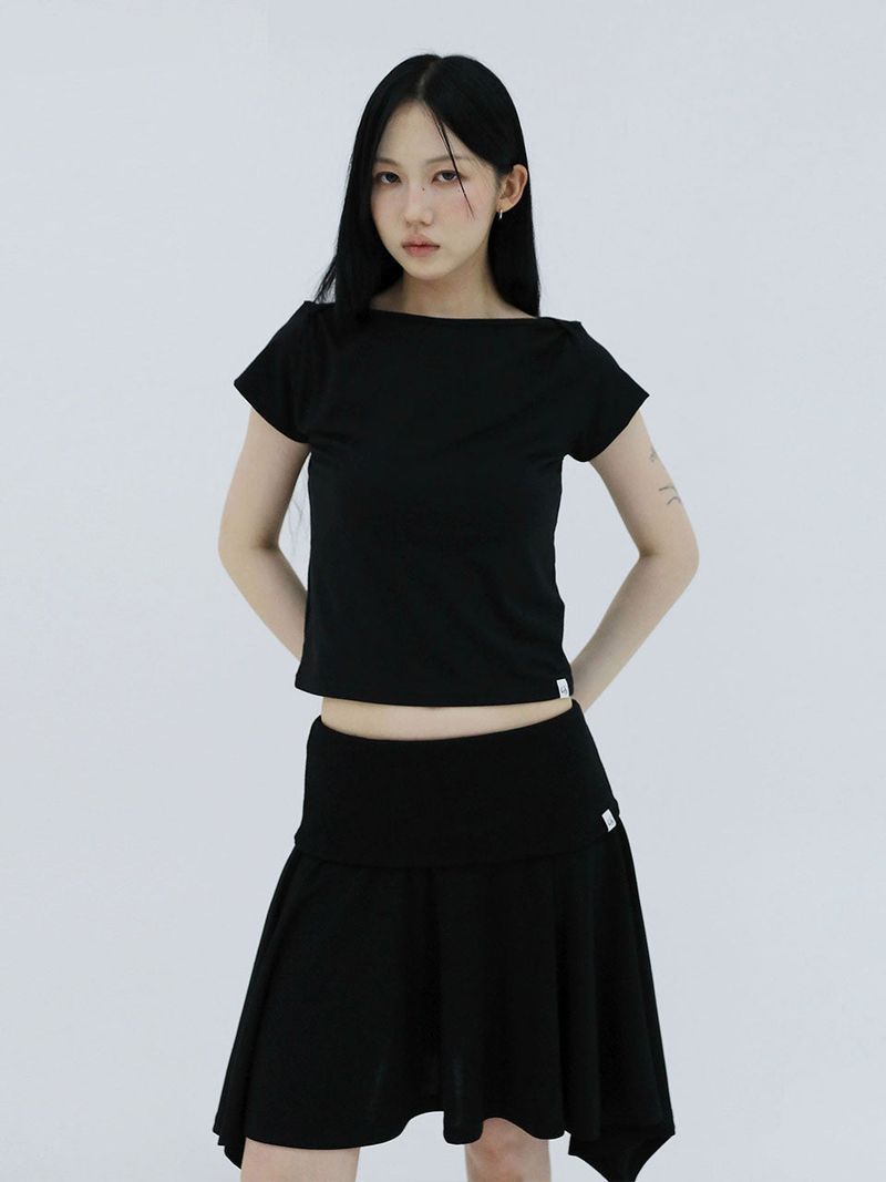 SOFT CONTRAST FLARE SKIRT(BLACK)