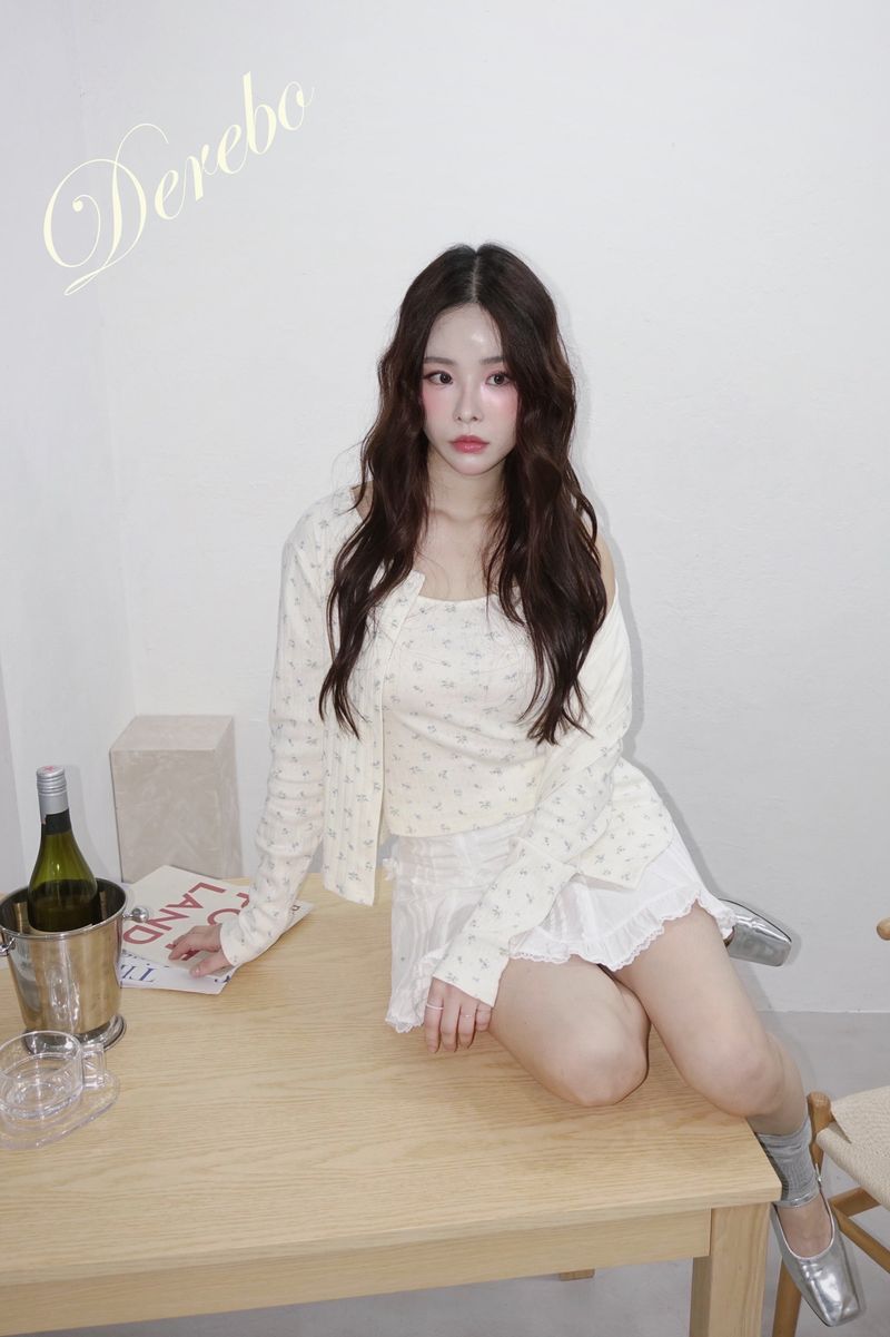 Lovely flower cardigan sleeveless two-piece set