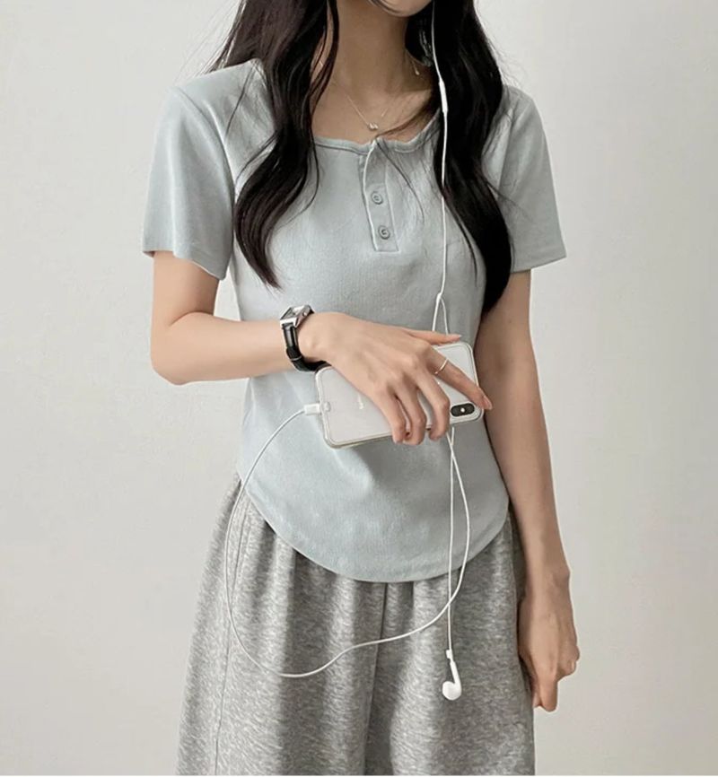 Waddoo hem round button short sleeve tee