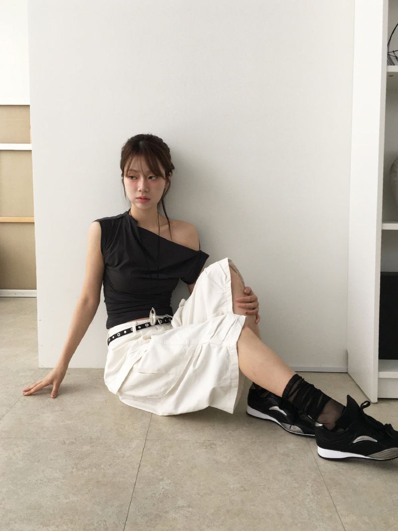 Sharp sneakers