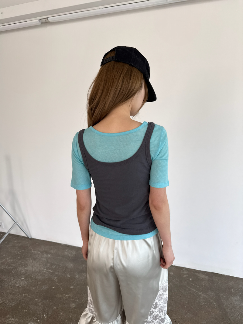 silky frill bermuda pants