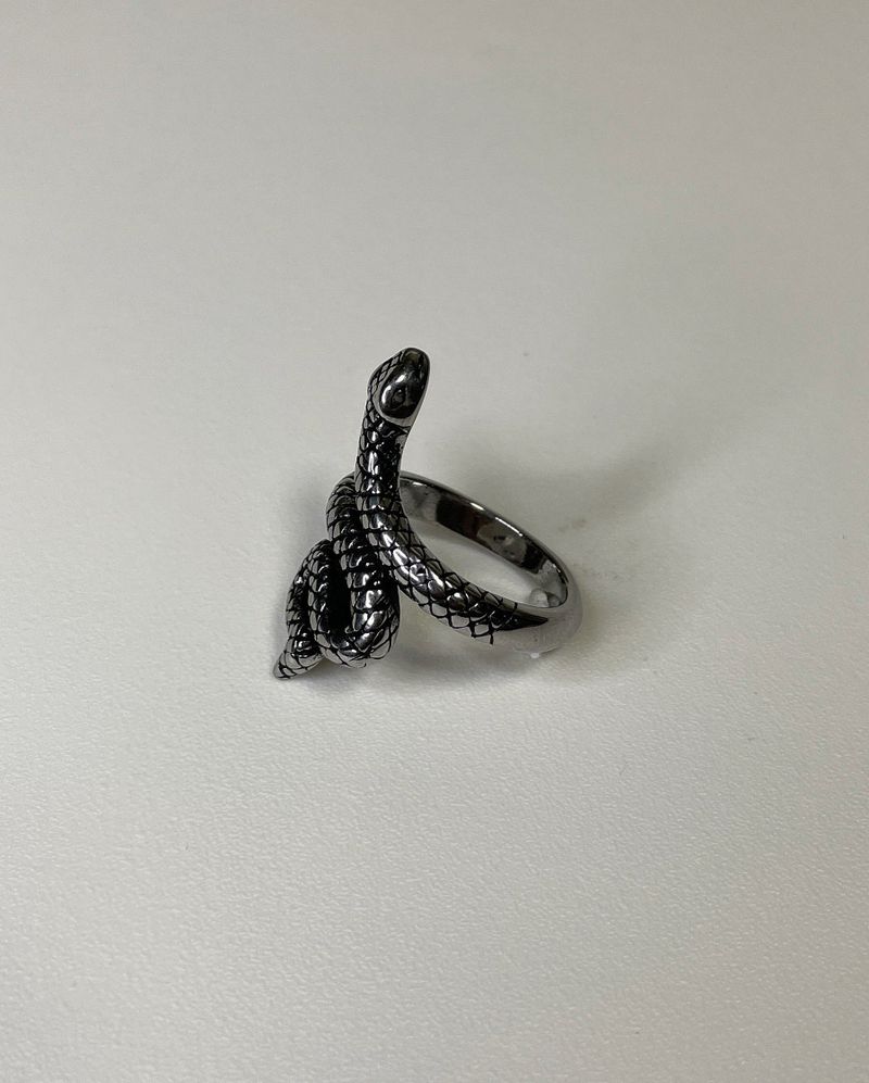 snake point ring