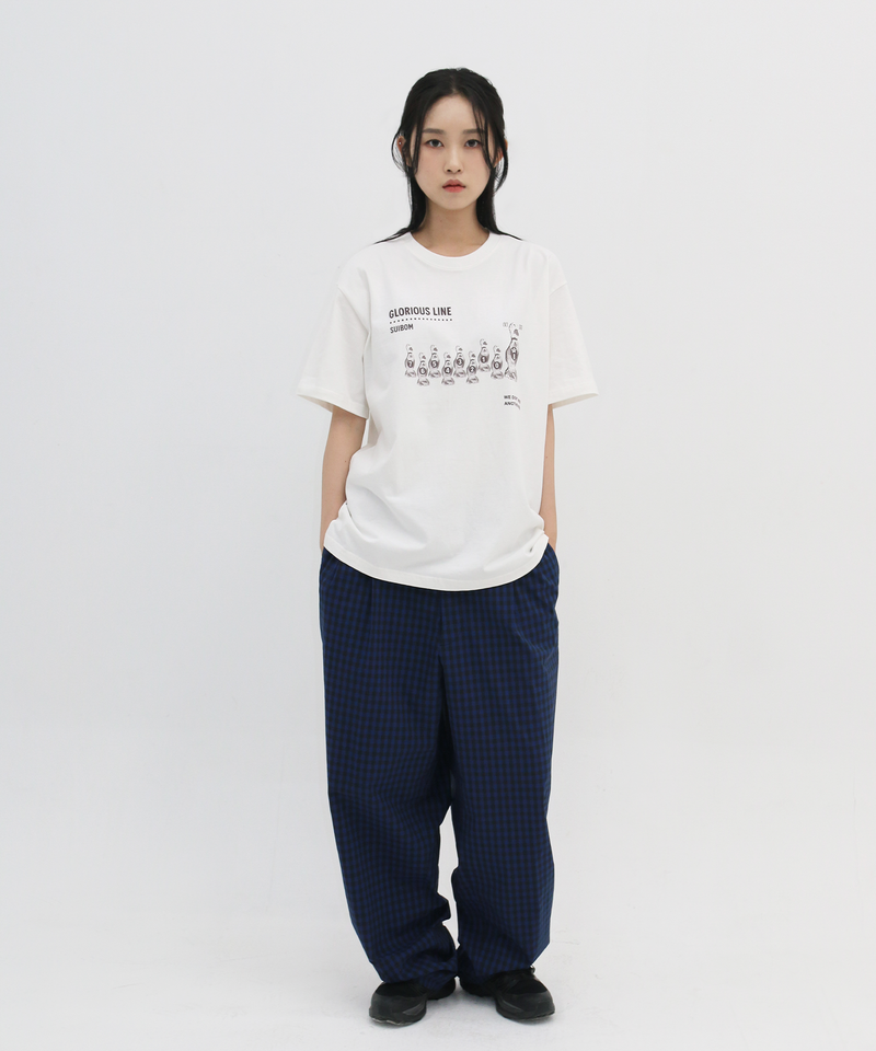 GLORIOUS LINE T-Shirt in Off white
