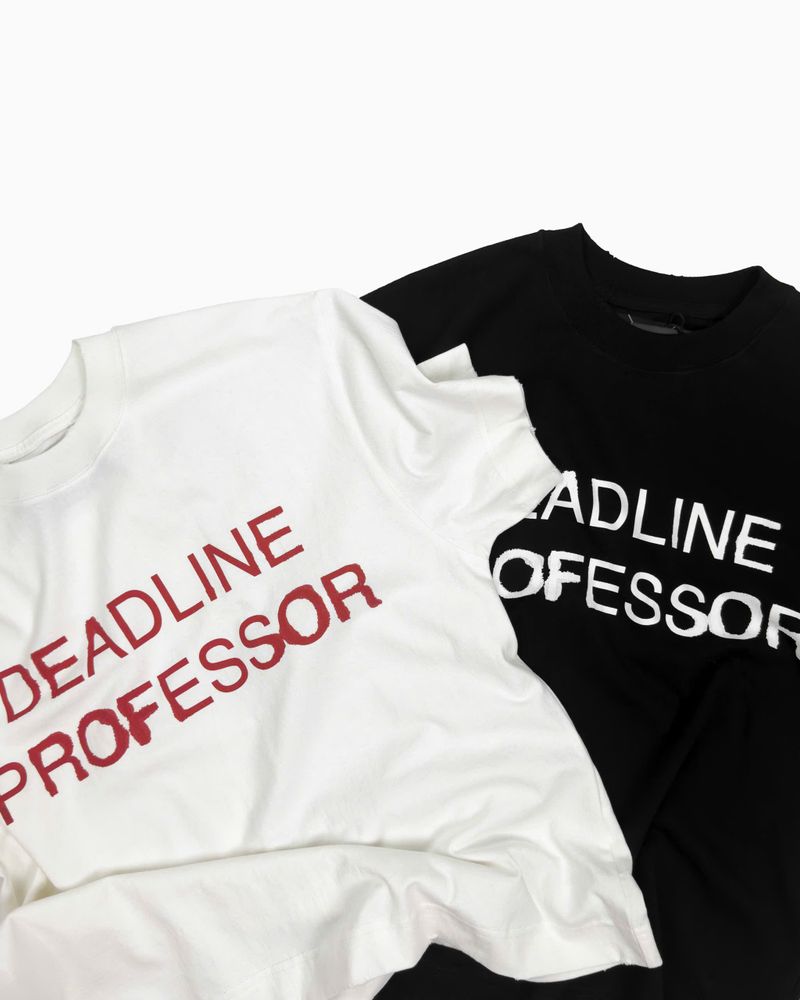 KMC "DEADLINE PROFESSOR" Boxy Fit T-Shirt