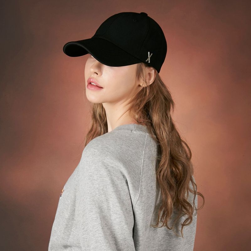 Silver stud over fit ball cap