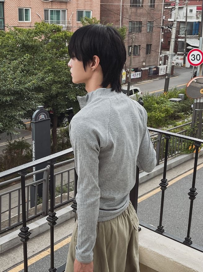 ブーツラグランハーフジップアップマッスルT