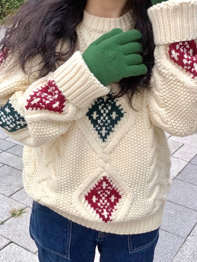 Let It Snow Label Gloves (Green)