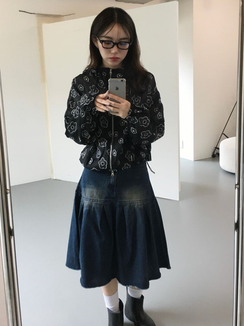 Airy Bloom Flower Zip-Up (3c)