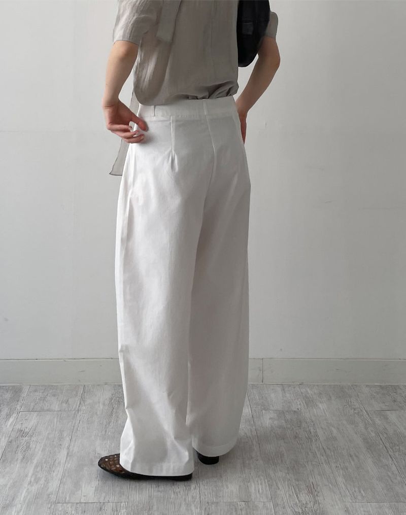 Curved Cotton Barrel Pants