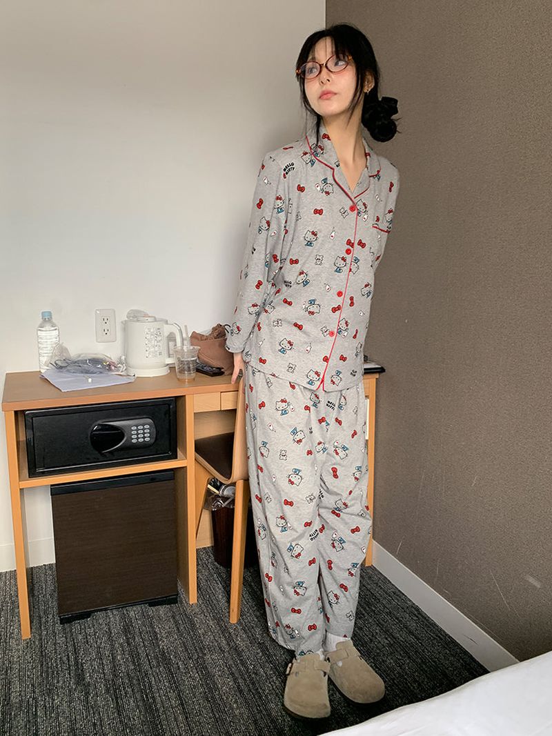 [SANRIO] HELLO KITTY PAJAMAS