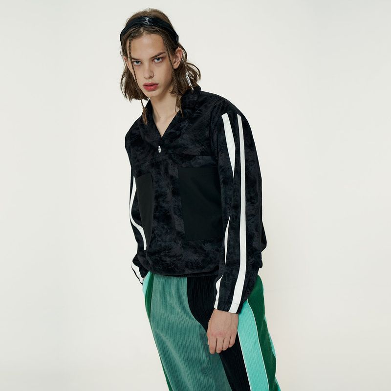 OTHER-worldly（アザーワールドリー）の「Soccer Boy Shirt [Tie-dye_BlackVelvet]（Tops）」