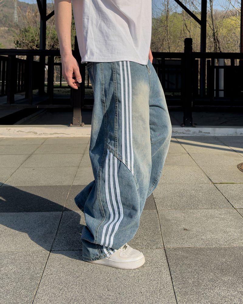 JIIGEUM(ジグム)の「Rion Track Curved Denim Pants(Pants)」