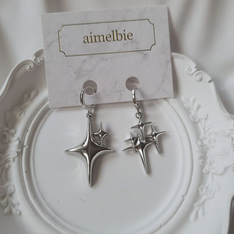  [Aespa Karina, IVE Gaeul Piercing] Sparkle Sparkle Huggies Piercing