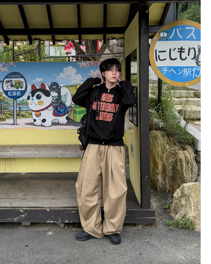 Ignel Lettering Crop Hoodie Zip-Up