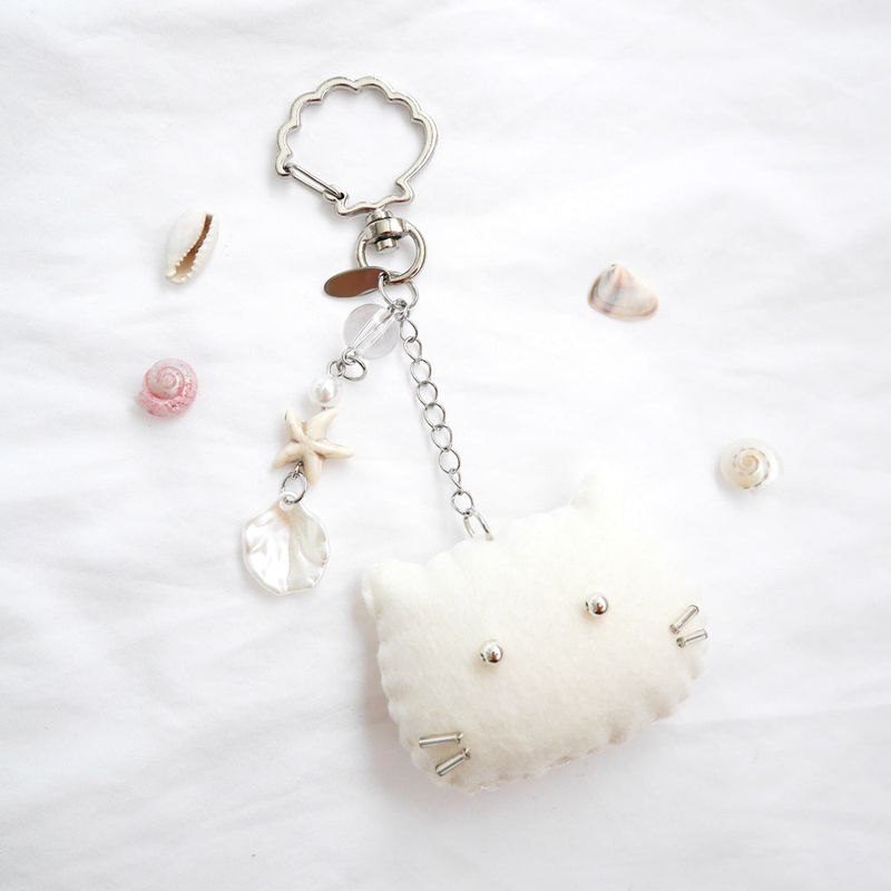 [soft keyring] seaside cat (ivory)