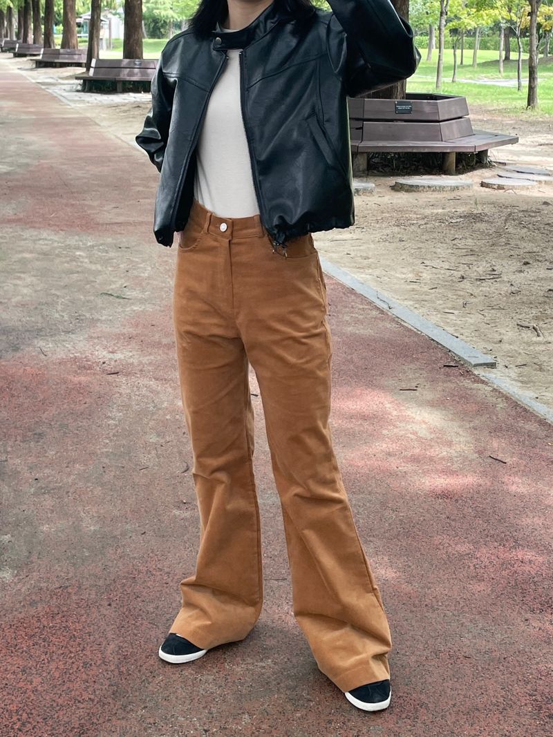 Suede slim bootcut pants