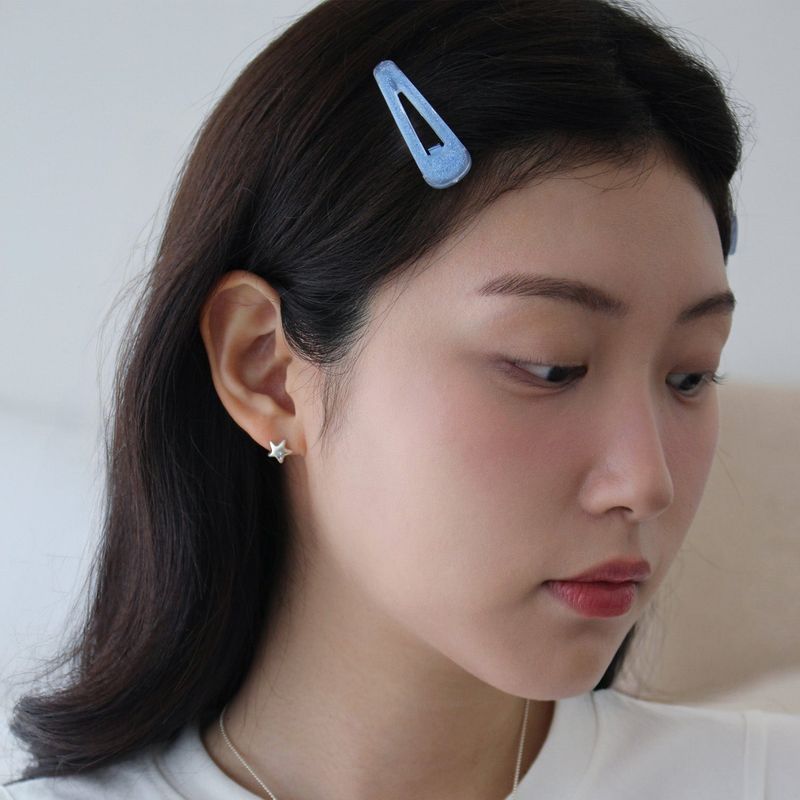 Twinkle chubby star earring(Sanding)